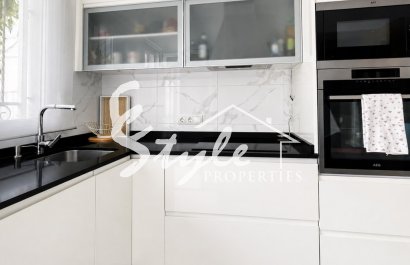 Resale - Townhouse - Orihuela-Costa - Punta Prima