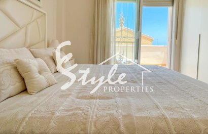 Resale - Townhouse - Orihuela-Costa - Punta Prima
