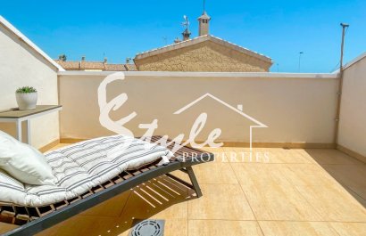 Resale - Townhouse - Orihuela-Costa - Punta Prima
