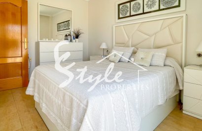Resale - Townhouse - Orihuela-Costa - Punta Prima