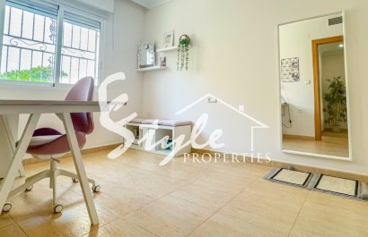 Resale - Townhouse - Orihuela-Costa - Punta Prima