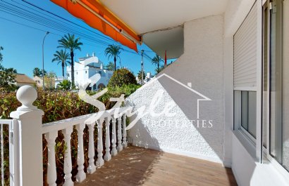 Resale - Apartament  - Orihuela-Costa - Villamartin