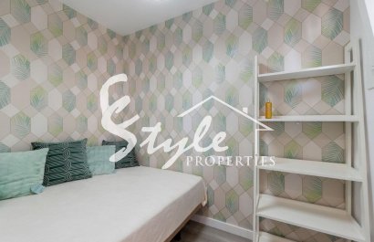 Resale - Apartament  - Torrevieja - Cabo Cervera
