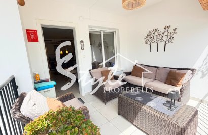 Resale - Apartament  - Torrevieja - Aguas Nuevas