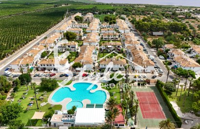 Resale - Apartament  - Torrevieja - Lago Jardin