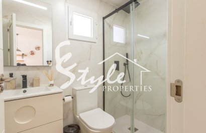 Resale - Apartament  - Torrevieja - Lago Jardin
