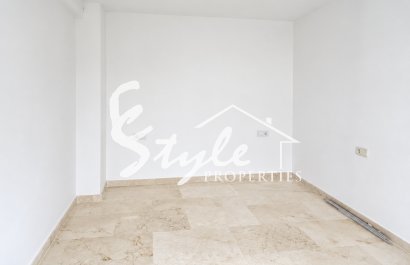 Resale - Apartament  - Villamartín - Campoamor