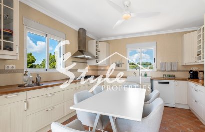 Resale - Villa - Pilar de la Horadada - Pinar De Campoverde