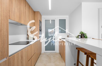 Resale - Apartament  - Villamartín - Punta Prima