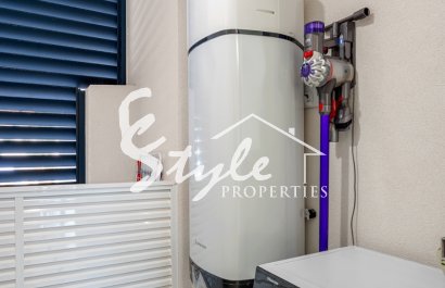 Resale - Apartament  - Villamartín - Punta Prima