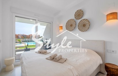 Resale - Apartament  - Villamartín - Punta Prima