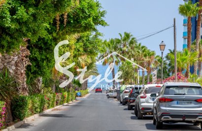 Resale - Apartament  - Villamartín - Punta Prima
