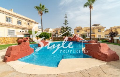 Resale - Apartament  - Orihuela-Costa - Los Dolses