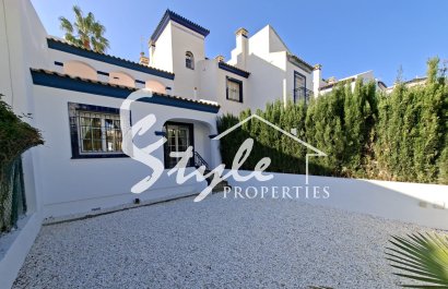 Townhouse in Los Doses, Villamartín with Private Gardens, Solarium and Communal Pool. ID 1471