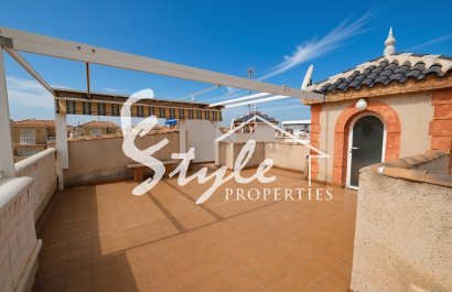 For Sale Bungalow with Private Solarium in Playa Flamenca, Orihuela Costa, Costa Blanca. ID2363