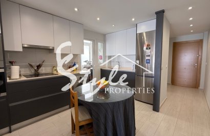 Resale - Apartament  - Torrevieja - Costa Blanca Sur
