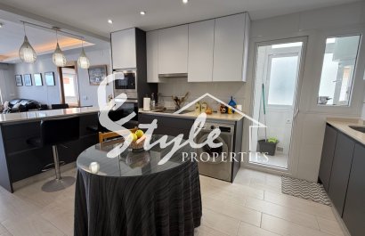 Resale - Apartament  - Torrevieja - Costa Blanca Sur