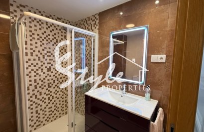 Resale - Apartament  - Torrevieja - Costa Blanca Sur