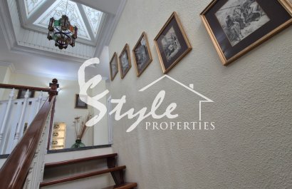 Resale - Villa - Orihuela-Costa - Costa Blanca Sur