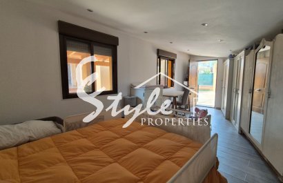 Resale - Villa - Torrevieja - Costa Blanca Sur