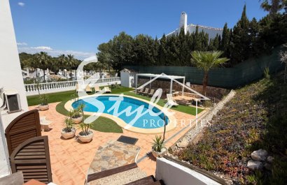 Resale - Villa - Orihuela-Costa - Costa Blanca Sur