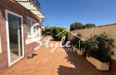 Resale - Villa - Torrevieja - Costa Blanca Sur