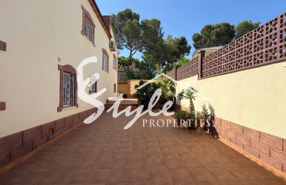 Resale - Villa - Torrevieja - Costa Blanca Sur