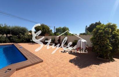 Resale - Villa - Torrevieja - Costa Blanca Sur