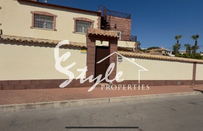 Resale - Villa - Torrevieja - Costa Blanca Sur
