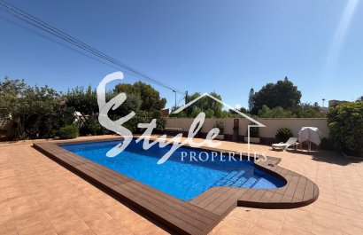 Resale - Villa - Torrevieja - Costa Blanca Sur