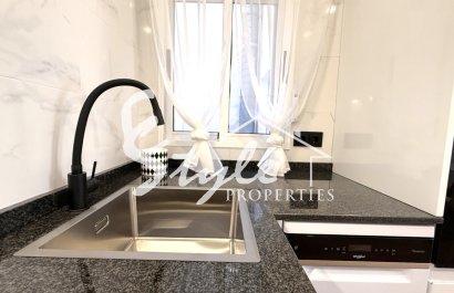 Resale - Apartament  - Torrevieja - Costa Blanca Sur