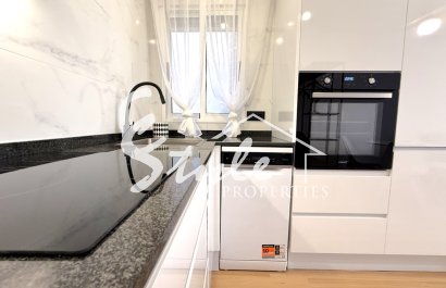 Resale - Apartament  - Torrevieja - Costa Blanca Sur