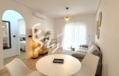 Resale - Apartament  - Torrevieja - Costa Blanca Sur