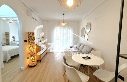 Resale - Apartament  - Torrevieja - Costa Blanca Sur