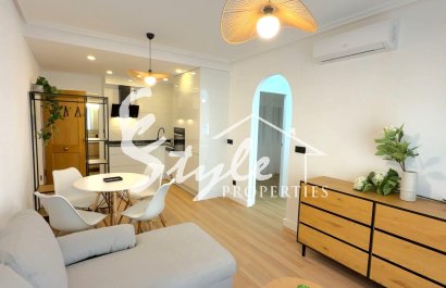 Resale - Apartament  - Torrevieja - Costa Blanca Sur