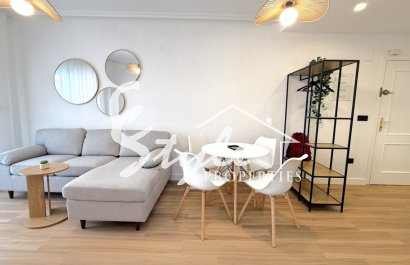Resale - Apartament  - Torrevieja - Costa Blanca Sur