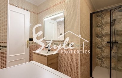 Resale - Apartament  - Torrevieja - Costa Blanca Sur