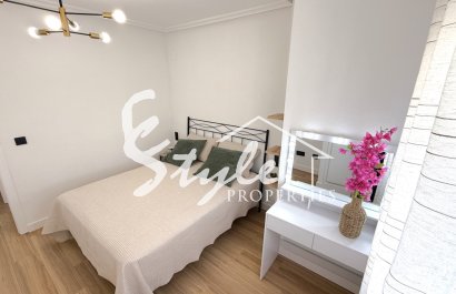 Resale - Apartament  - Torrevieja - Costa Blanca Sur