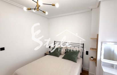 Resale - Apartament  - Torrevieja - Costa Blanca Sur