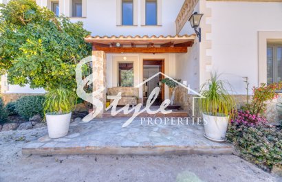 Resale - Villa - Esporlas - Mallorca