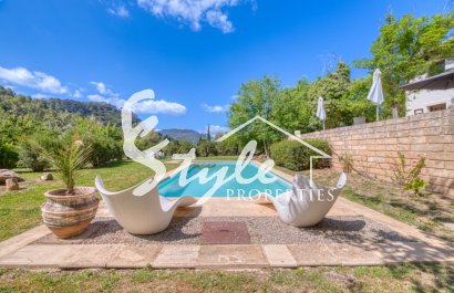 Resale - Villa - Esporlas - Mallorca