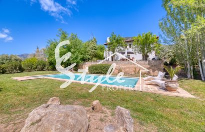 Resale - Villa - Esporlas - Mallorca