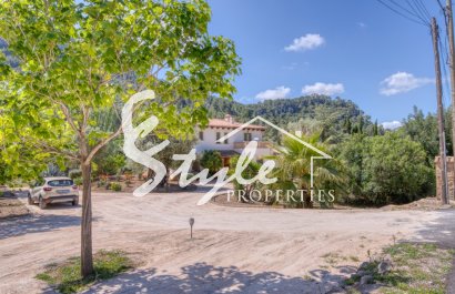 Resale - Villa - Esporlas - Mallorca