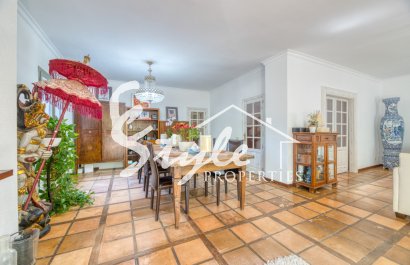 Resale - Villa - Esporlas - Mallorca