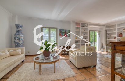 Resale - Villa - Esporlas - Mallorca
