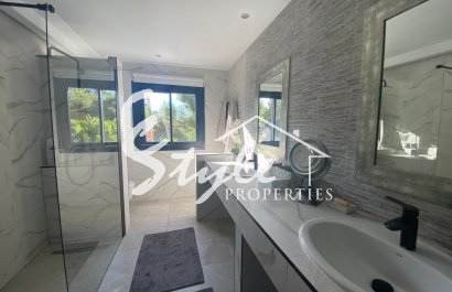 Resale - Villa - Calviá - Mallorca