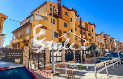 Resale - Commercial - Torrevieja - Nueva Torrevieja - Aguas Nuevas