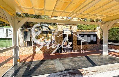 Resale - Commercial - Torrevieja - Nueva Torrevieja - Aguas Nuevas