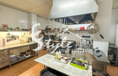 Resale - Commercial - Torrevieja - Nueva Torrevieja - Aguas Nuevas