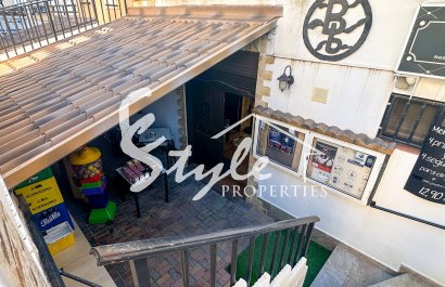Resale - Commercial - Torrevieja - Nueva Torrevieja - Aguas Nuevas